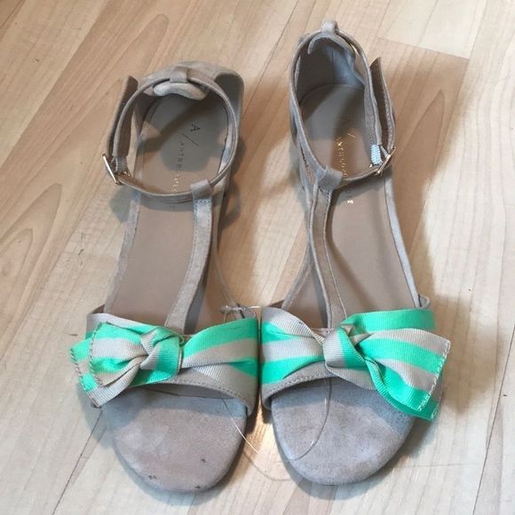 Anthropologie Shoes - Anthropologie Elenore T Strap Bow Flats size 7